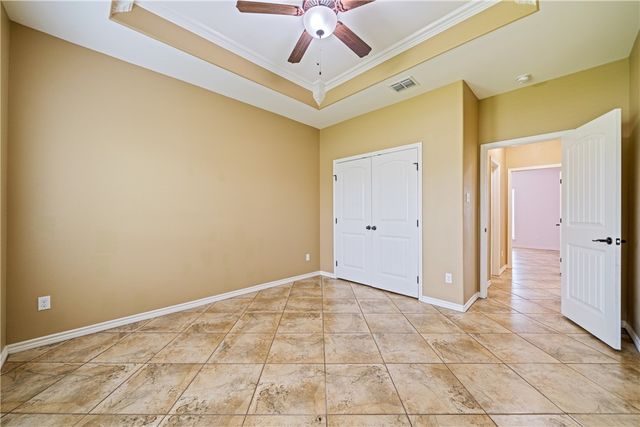 8250 Merlin Pl, Corpus Christi, TX 78414