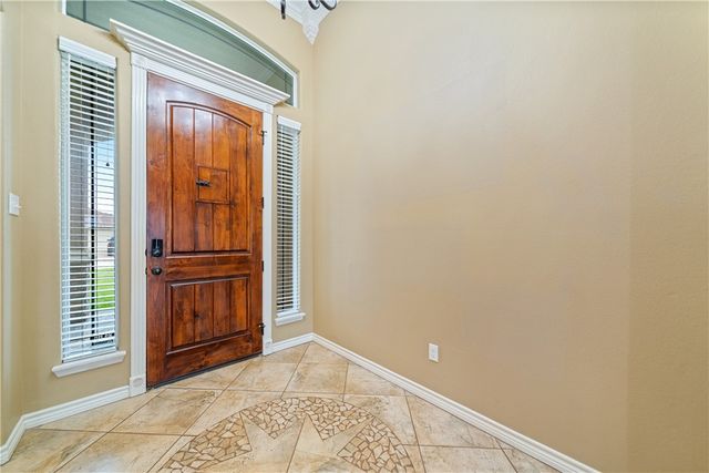 8250 Merlin Pl, Corpus Christi, TX 78414