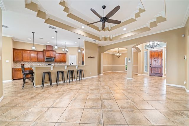 8250 Merlin Pl, Corpus Christi, TX 78414
