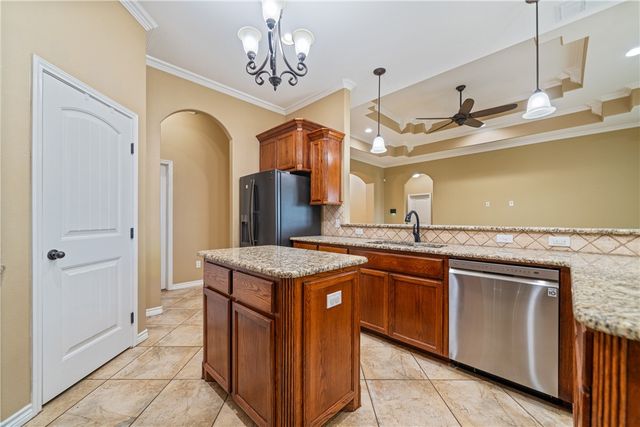 8250 Merlin Pl, Corpus Christi, TX 78414