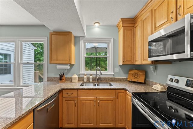 2335 Wistar St, Henrico, VA 23294