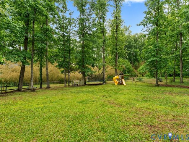 2335 Wistar St, Henrico, VA 23294