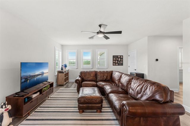 10198 MERRYMEETING BAY DRIVE, Winter Garden, FL 34787