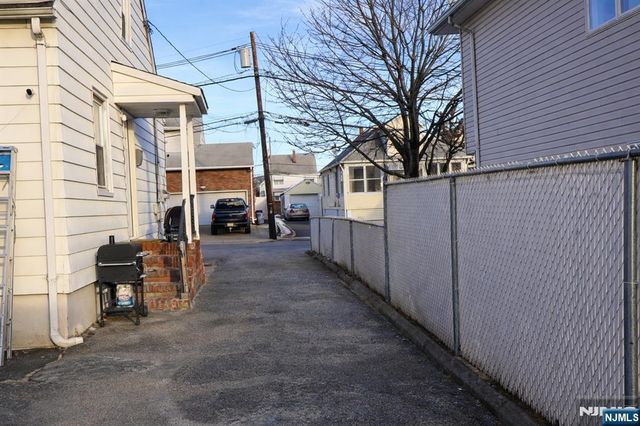 337 1st Street, Saddle Brook, NJ 07663