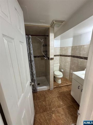 337 1st Street, Saddle Brook, NJ 07663