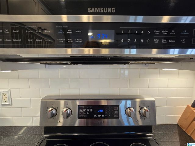 181 SILVERSTONE LANE, Alabaster, AL 35007