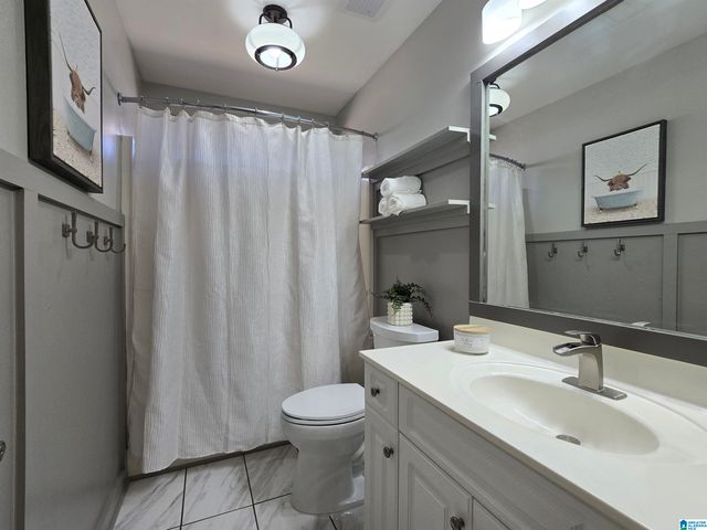 181 SILVERSTONE LANE, Alabaster, AL 35007