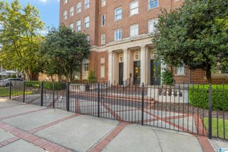 2250 Highland Ave S Apt 51, Birmingham, AL 35205