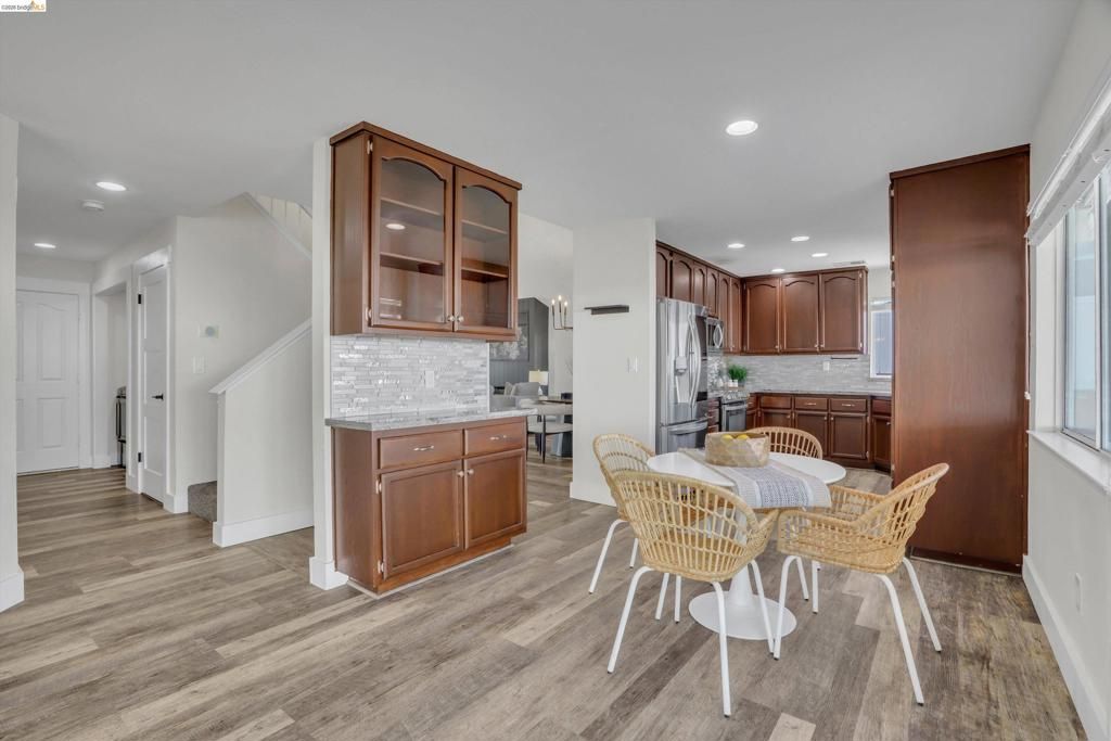 Image 10 of property listing at 4151 Blossom Ct, Oakley, CA 94561