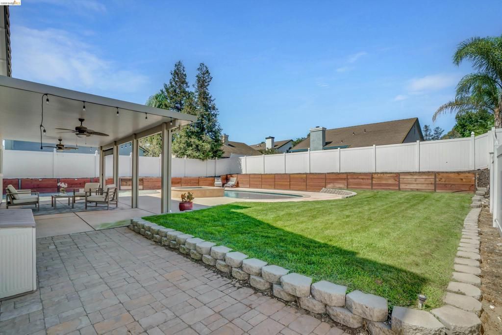 Image 31 of property listing at 4151 Blossom Ct, Oakley, CA 94561