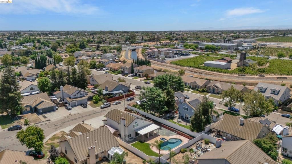 Image 45 of property listing at 4151 Blossom Ct, Oakley, CA 94561