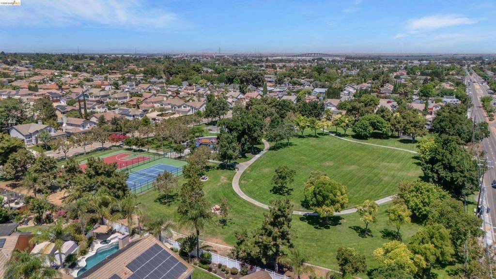 Image 46 of property listing at 4151 Blossom Ct, Oakley, CA 94561
