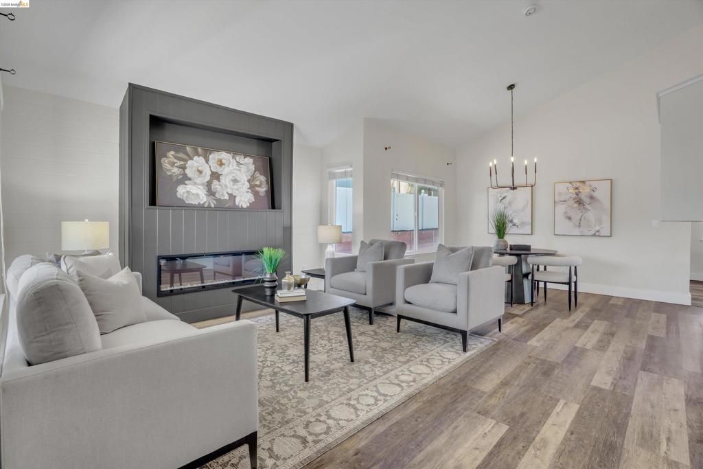Image 7 of property listing at 4151 Blossom Ct, Oakley, CA 94561
