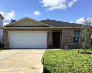 10131 Cerritos Drive SE, Conroe, TX 77306