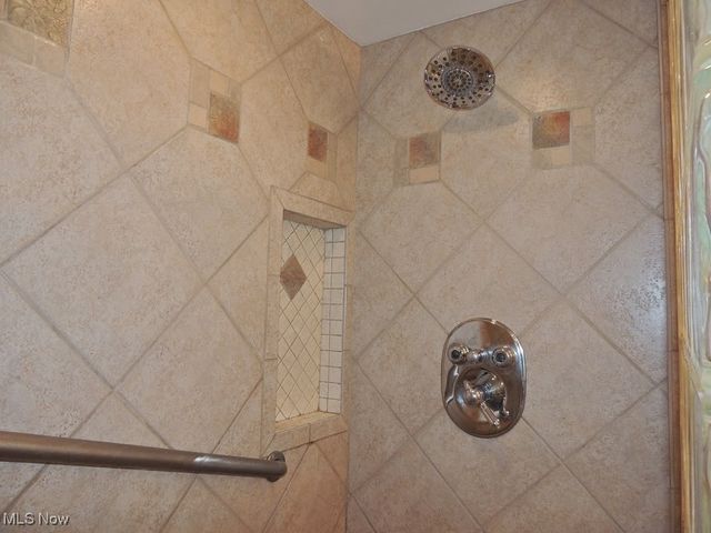 23781 Columbus Road, Bedford Heights, OH 44146