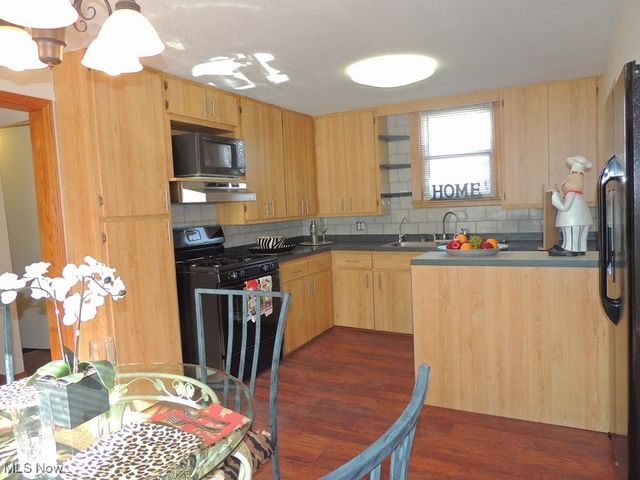 23781 Columbus Road, Bedford Heights, OH 44146