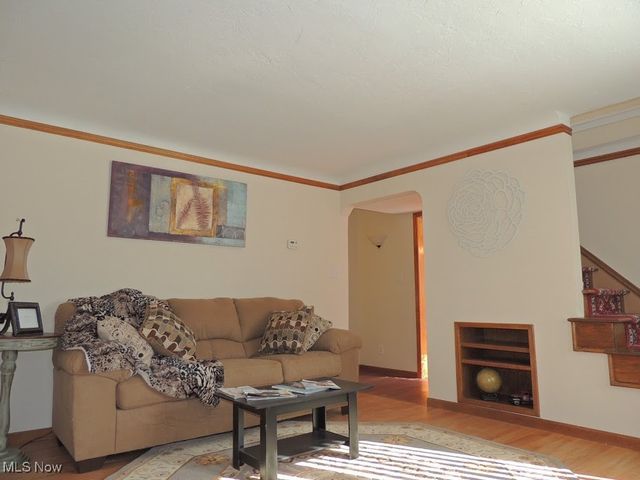 23781 Columbus Road, Bedford Heights, OH 44146