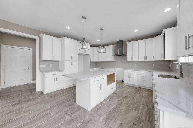 14686 Eleanor Drive, Sterling Heights, MI 48312