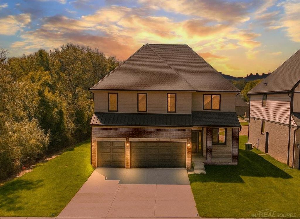 14686 Eleanor Drive, Sterling Heights, MI 48312