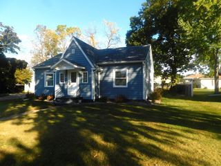 1608 E 9TH STREET, Merrill, WI 54452