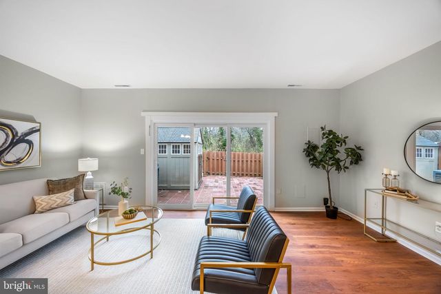 5822 BURKE MANOR CT, Burke, VA 22015