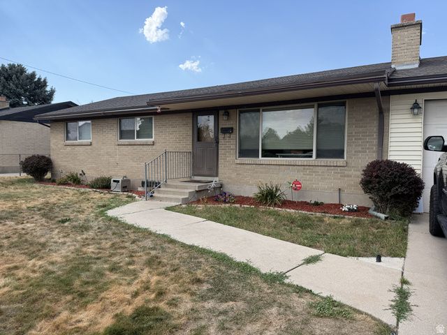 4270 W PASKAY DR, West Valley City, UT 84120
