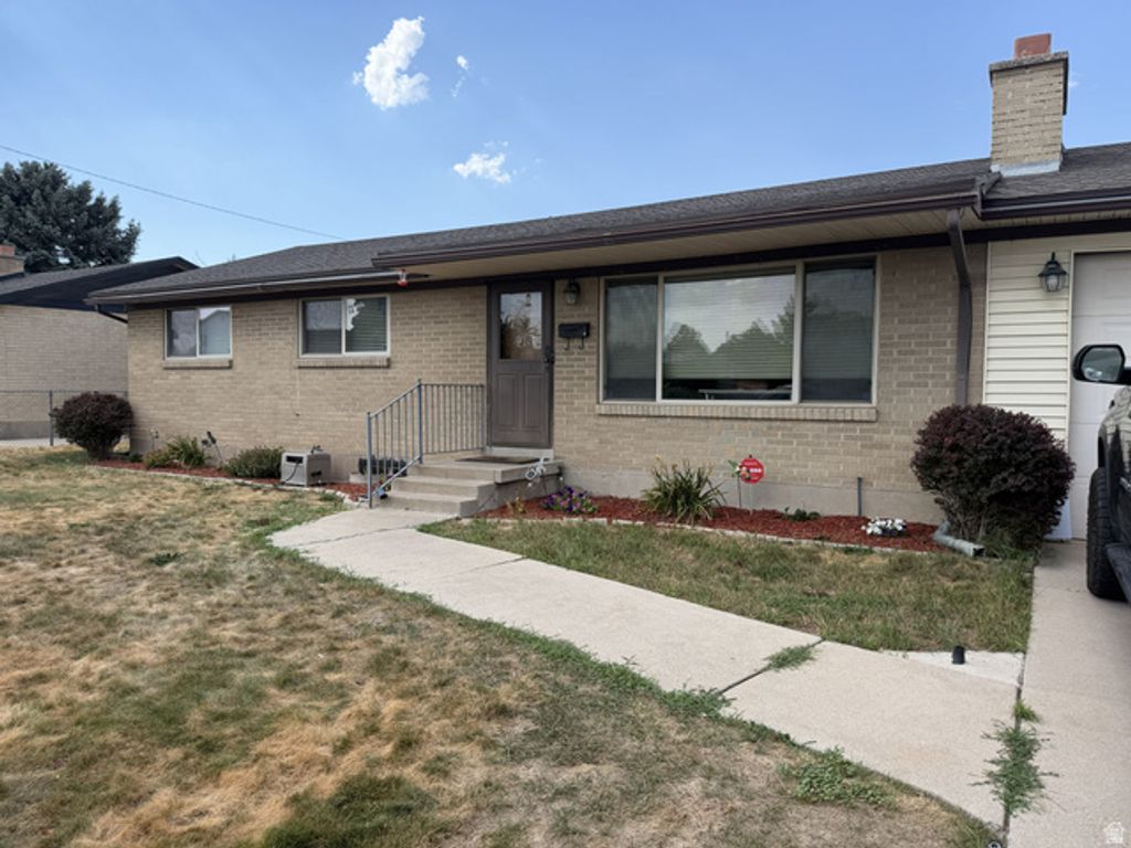 4270 W PASKAY DR, West Valley City, UT 84120 — photo 2