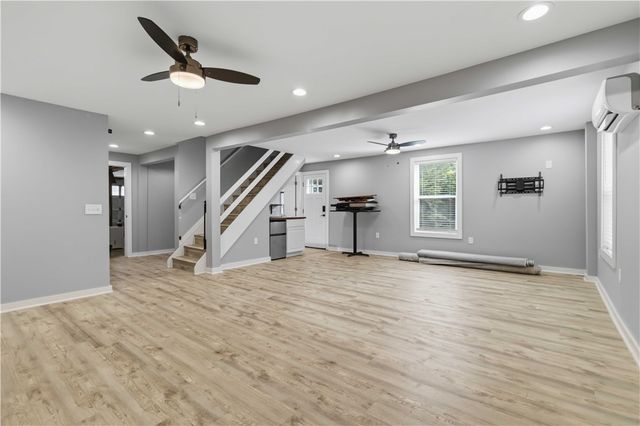 8490 Spruce Drive, Rogers, AR 72756