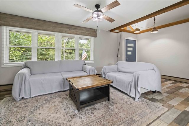 8490 Spruce Drive, Rogers, AR 72756