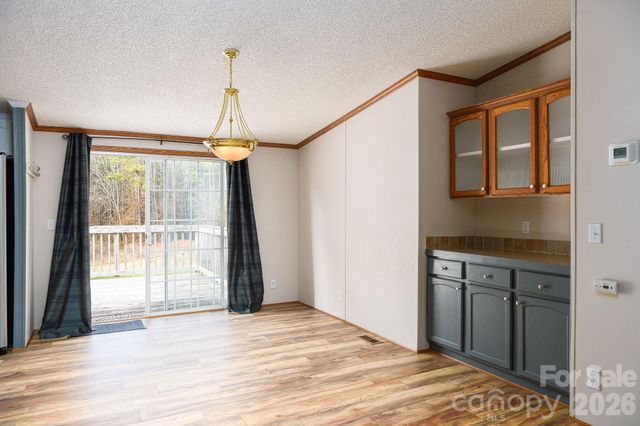 876 Mr Henry Road, Mocksville, NC 27028