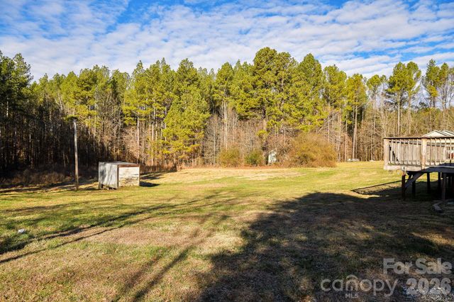 876 Mr Henry Road, Mocksville, NC 27028