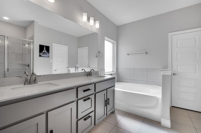 518 Clifton Court, Midlothian, TX 76065