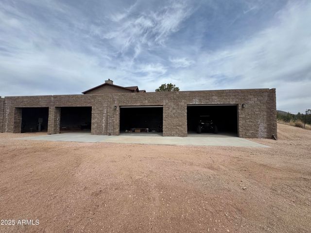 137 E HILLTOP Drive, Young, AZ 85554