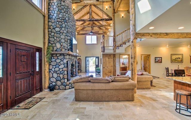 137 E HILLTOP Drive, Young, AZ 85554