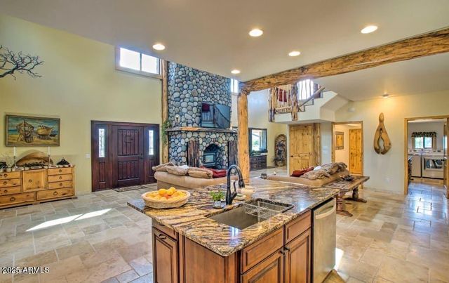 137 E HILLTOP Drive, Young, AZ 85554