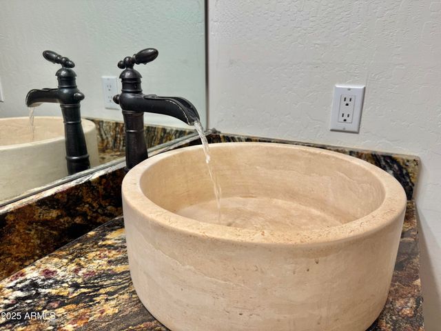 137 E HILLTOP Drive, Young, AZ 85554