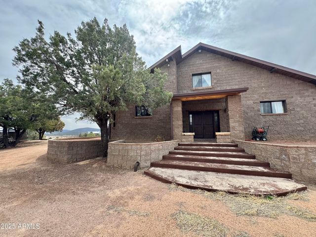 137 E HILLTOP Drive, Young, AZ 85554