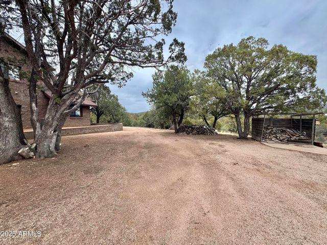 137 E HILLTOP Drive, Young, AZ 85554