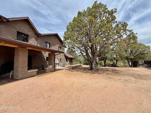 137 E HILLTOP Drive, Young, AZ 85554