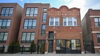 3649 W Montrose Avenue 1M, Chicago, IL 60618