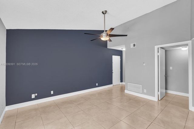 5740 Rock Island Road 299, Tamarac, FL 33319