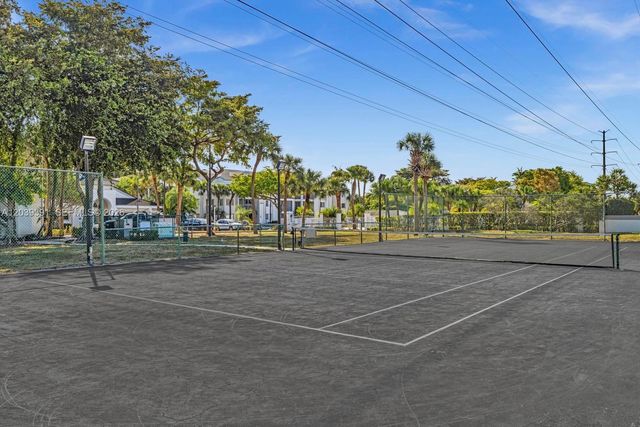5740 Rock Island Road 299, Tamarac, FL 33319