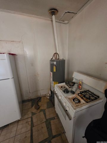 1127 S JEWETT, San Antonio, TX 78237