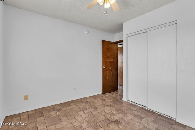 6331 N Barcelona Ct Unit 920, Tucson, AZ 85704