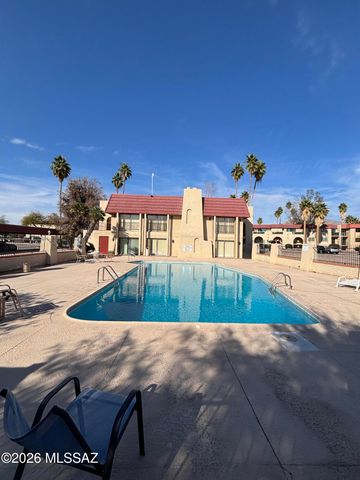 6331 N Barcelona Ct Unit 920, Tucson, AZ 85704