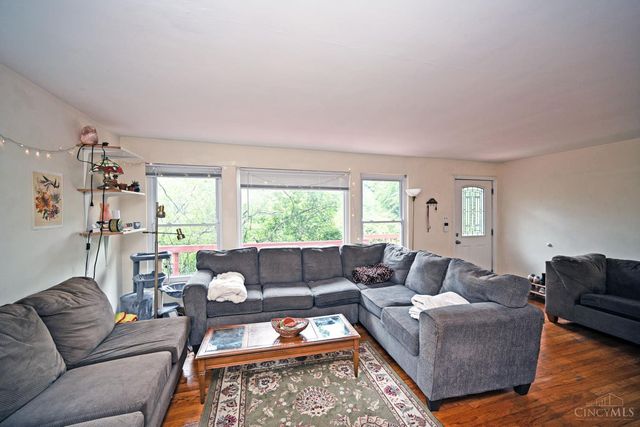 2881 Marshall Avenue, Cincinnati, OH 45225