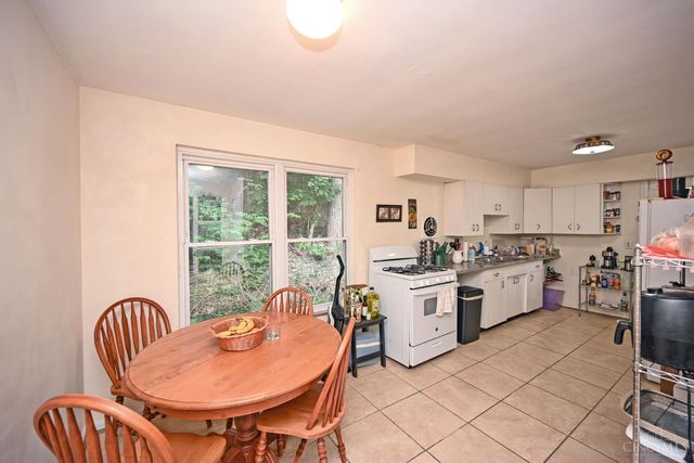 2881 Marshall Avenue, Cincinnati, OH 45225