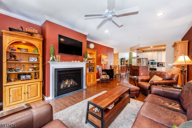 7 Graphite Dr, Woodland Park, NJ 07424