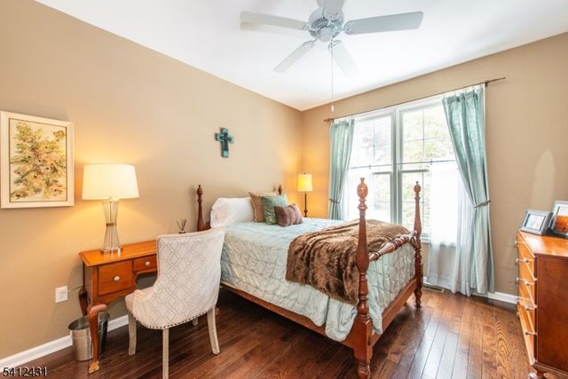 7 Graphite Dr, Woodland Park, NJ 07424