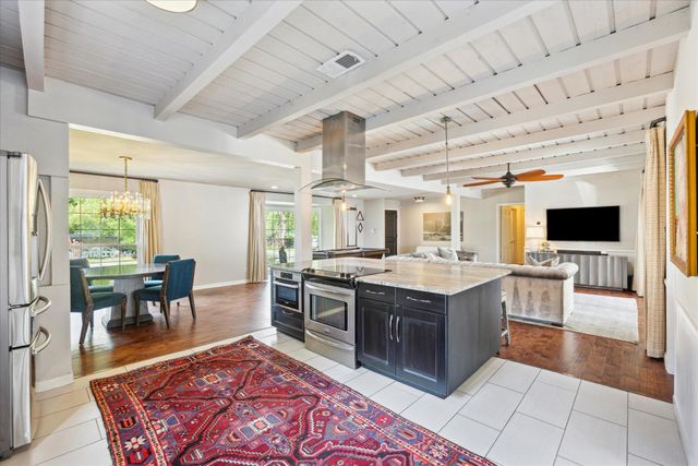 5808 Marilyn DR, Austin, TX 78757